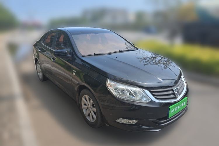 Used Baojun 630 2011 1.5L manual Comfort trim level Front Right 45 Deg