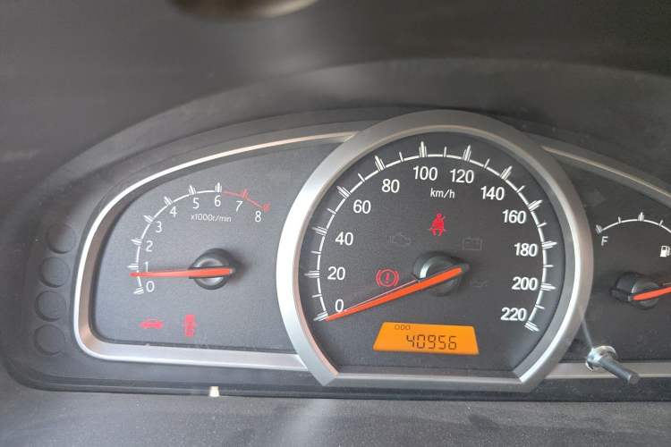 Used Baojun 630 2011 1.5L manual Comfort trim level Odometer Close Up