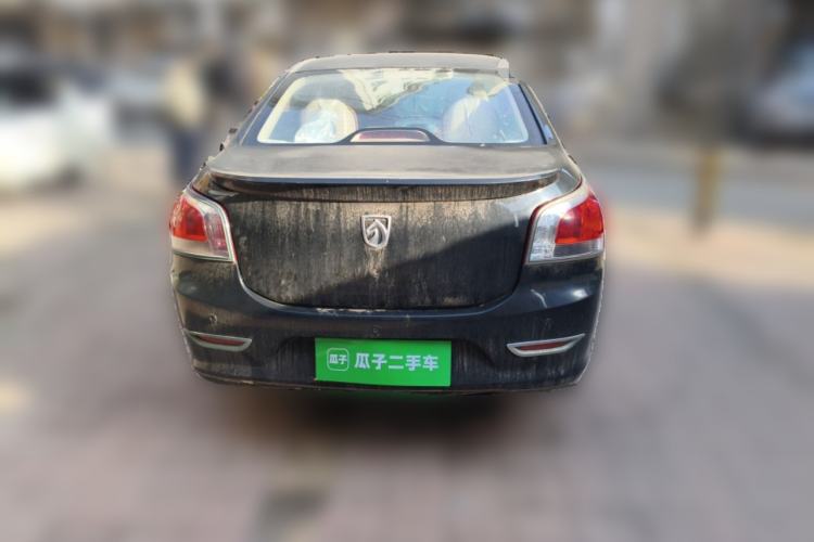 Used Baojun 630 2011 1.5L manual Elite version Rear