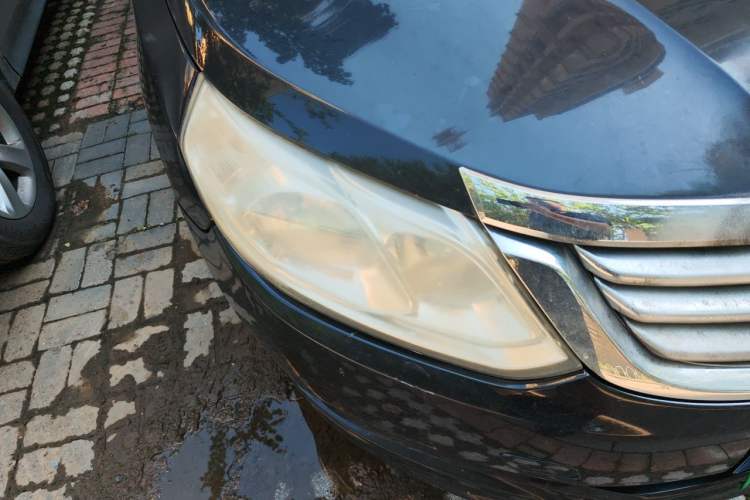 Used Baojun 630 2011 1.5L manual standard version Right Front Headlight