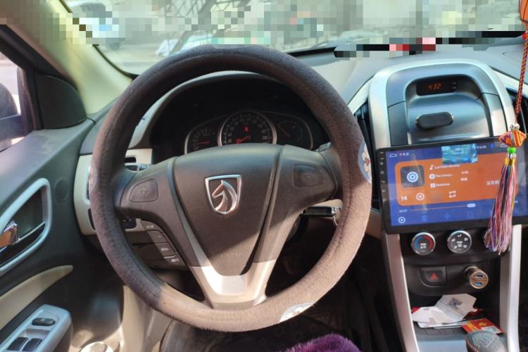 Used Baojun 630 2011 1.5L manual Elite version Steering Wheel