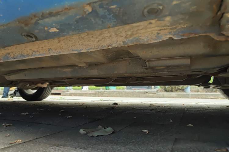 Used Baojun 630 2011 1.5L manual Comfort trim level Chassis Front Right