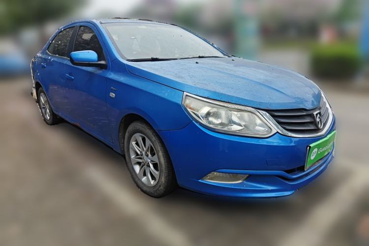 Used Baojun 630 2011 1.5L manual Comfort trim level Front Right 45 Deg