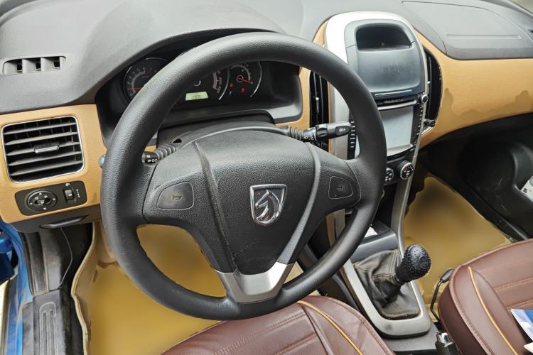 Used Baojun 630 2011 1.5L manual Comfort trim level Steering Wheel