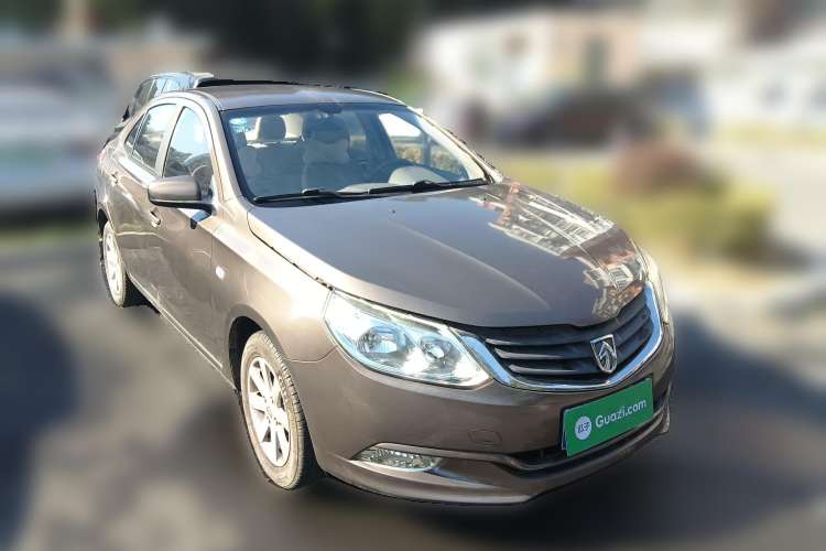 Used Baojun 630 2011 1.5L manual Comfort trim level Front Right 45 Deg