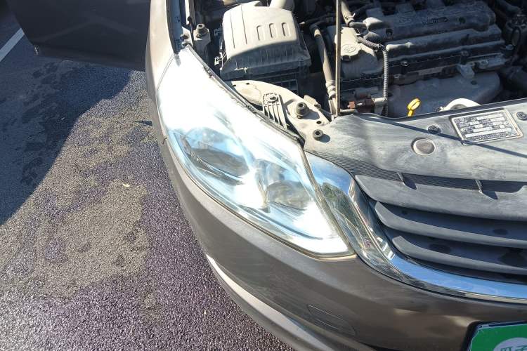 Used Baojun 630 2011 1.5L manual Comfort trim level Right Front Headlight