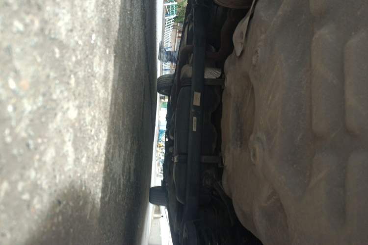 Used Baojun 630 2011 1.5L manual Comfort trim level Chassis Rear