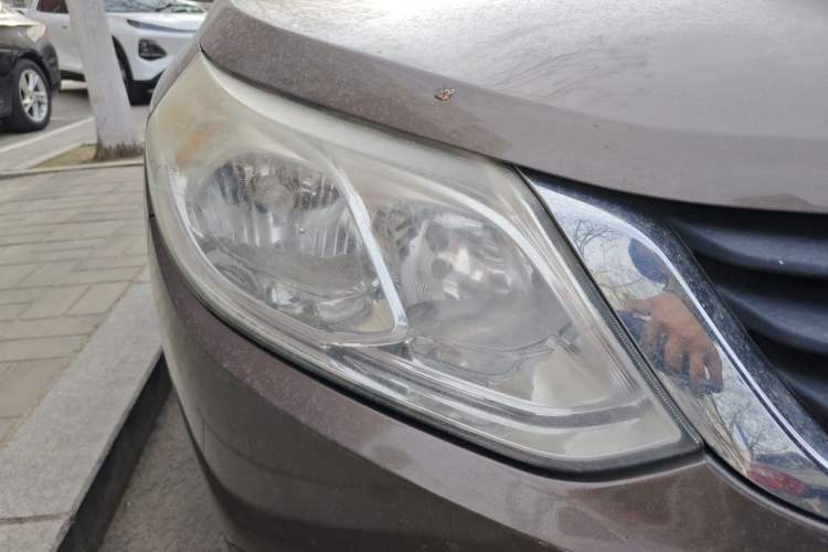 Used Baojun 630 2011 1.5L manual Comfort trim level Right Front Headlight