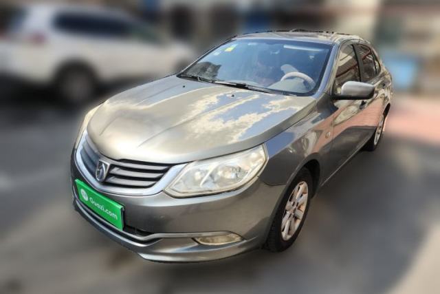 Used Baojun 630 2011 1.5L manual Comfort trim level