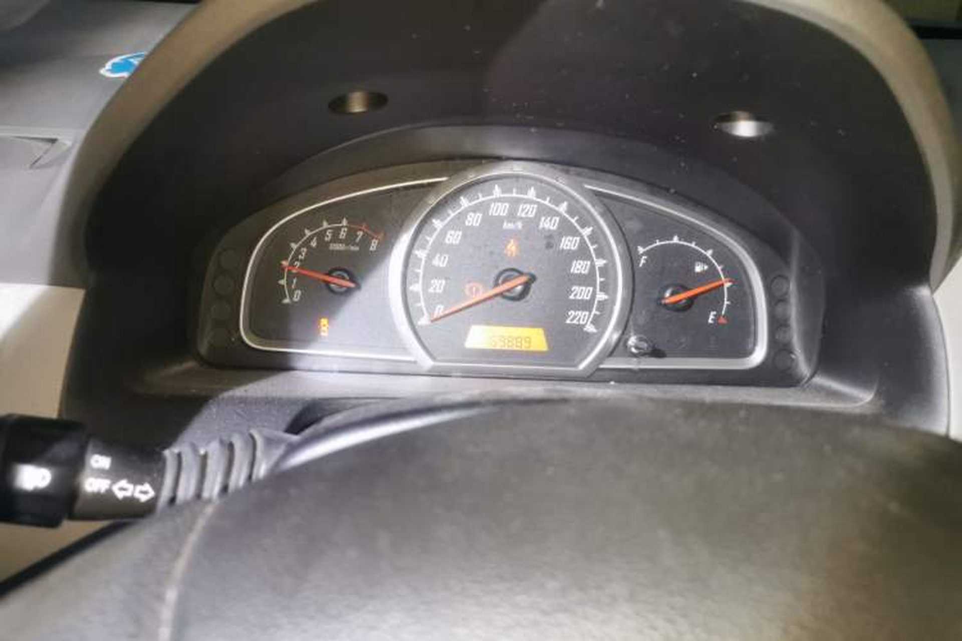 Used Baojun 630 2011 1.5L manual Comfort trim level Odometer Close Up