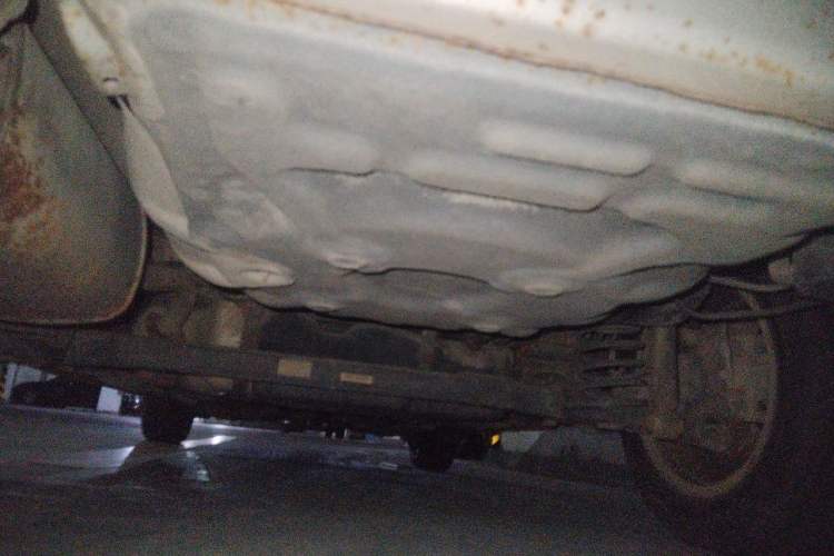 Used Baojun 630 2011 1.5L manual Comfort trim level Chassis Rear