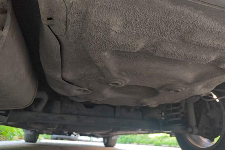 Used Baojun 630 2011 1.5L manual Elite version Chassis Rear