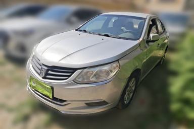 Used Baojun 630 2011 1.5L manual standard version