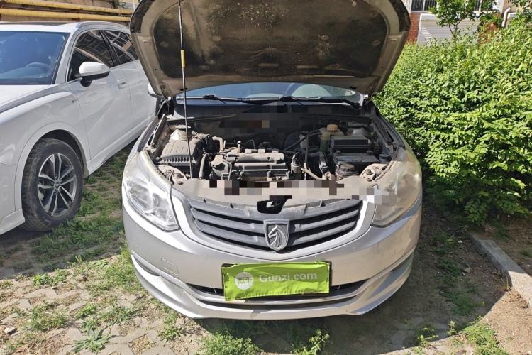 Used Baojun 630 2011 1.5L manual standard version Engine Bay