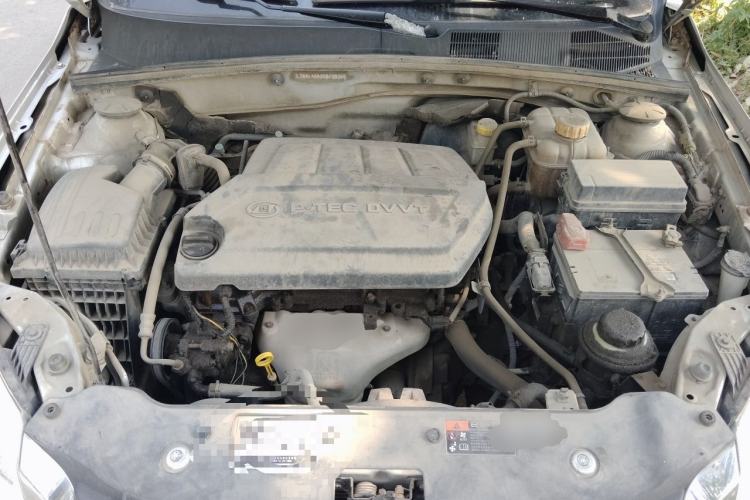 Used Baojun 630 2011 1.5L manual Comfort trim level Engine Bay
