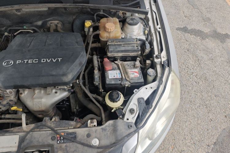 Used Baojun 630 2011 1.5L manual Comfort trim level Engine Bay Left