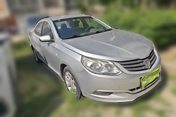 Used Baojun 630 2011 1.5L manual standard version Front Right 45 Deg