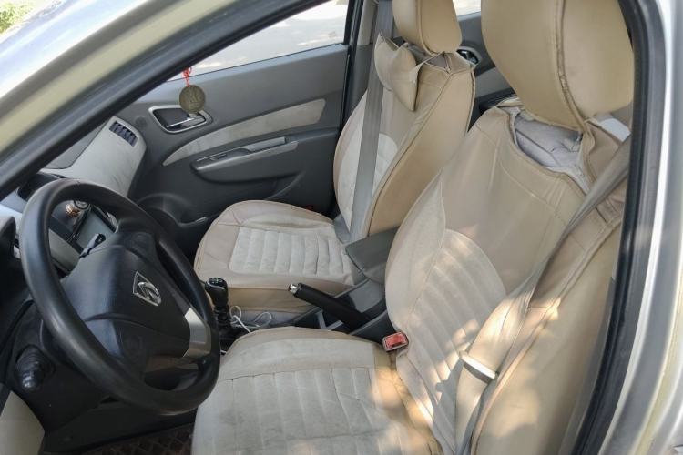 Used Baojun 630 2011 1.5L manual Comfort trim level Left Front Seat