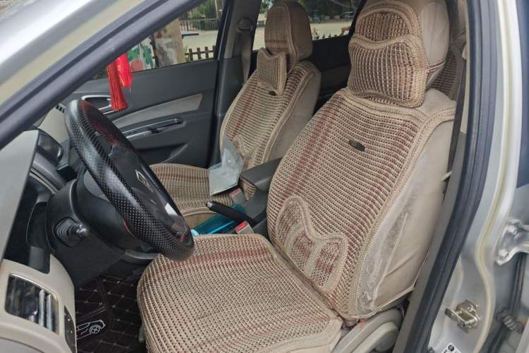 Used Baojun 630 2011 1.5L manual Comfort trim level Left Front Seat
