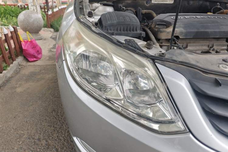 Used Baojun 630 2011 1.5L manual Comfort trim level Right Front Headlight