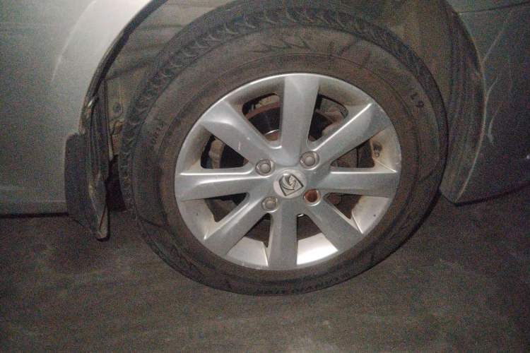 Used Baojun 630 2011 1.5L manual Comfort trim level Right Front Wheel Hub