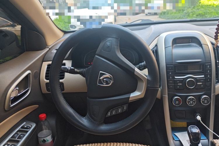 Used Baojun 630 2011 1.5L manual Elite version Steering Wheel
