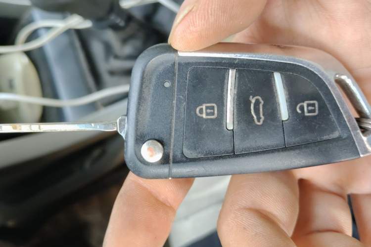 Used Baojun 630 2011 1.5L manual Comfort trim level Vehicle Key