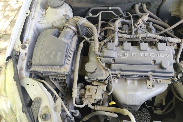 Used Baojun 630 2011 1.5L manual Comfort trim level Engine Bay Right