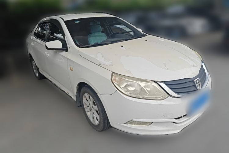 Used Baojun 630 2011 1.5L manual Comfort trim level Front Right 45 Deg