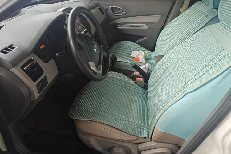 Used Baojun 630 2011 1.5L manual Comfort trim level Left Front Seat