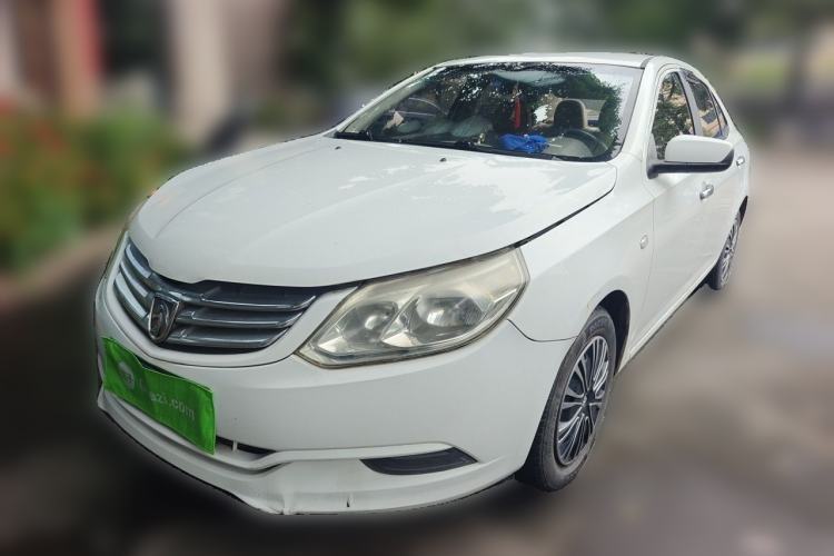 Used Baojun 630 2011 1.5L manual standard version Guazi used car, China used car export, Used car for sale, Used cars, Cheapest cars for sale