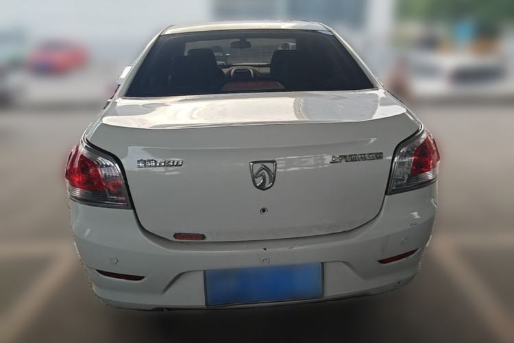 Used Baojun 630 2011 1.5L manual Comfort trim level Rear