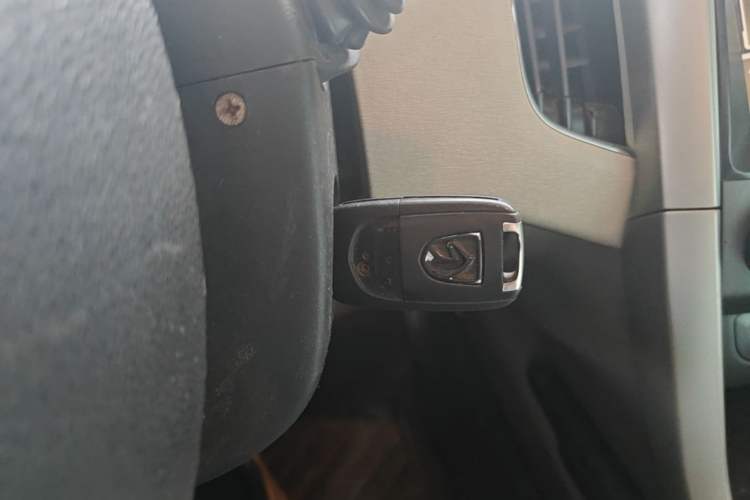 Used Baojun 630 2011 1.5L manual Comfort trim level Vehicle Key