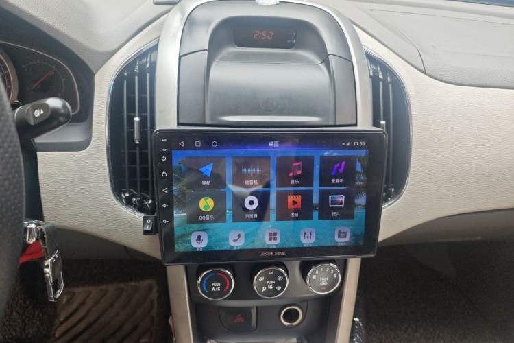 Used Baojun 630 2012 1.5L DVVT Manual Standard Model Audio And AC Panel