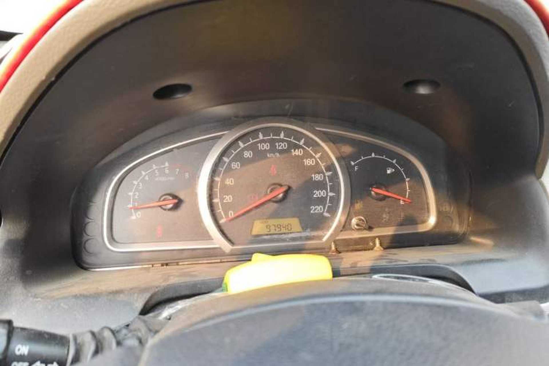Used Baojun 630 2012 1.5L DVVT manual comfort version Instrument Cluster
