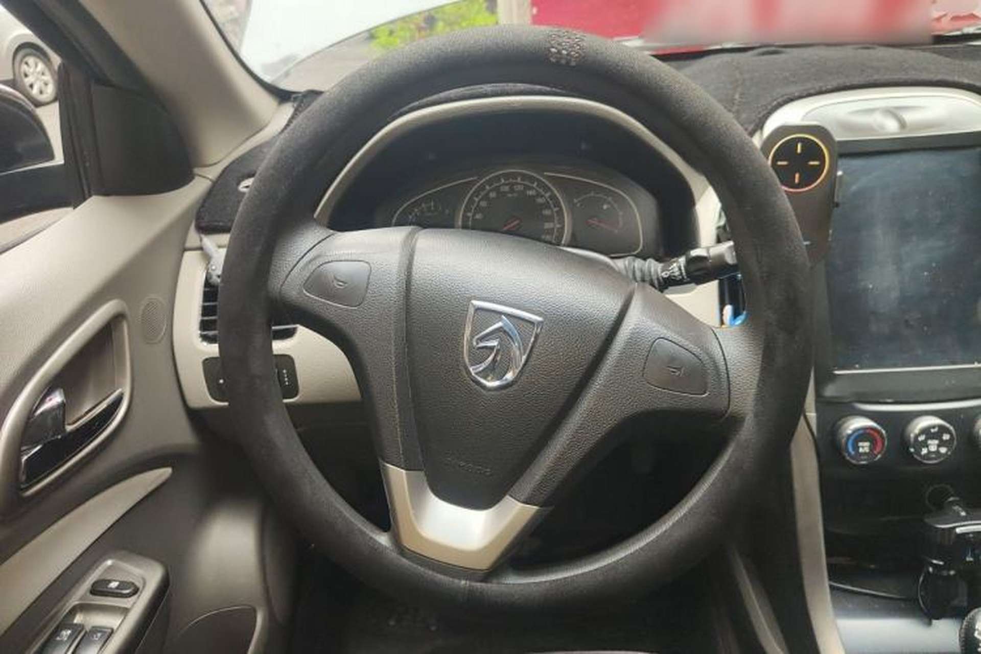 Used Baojun 630 2012 1.5L DVVT Manual Standard Model Steering Wheel