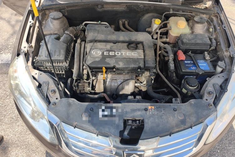 Used Baojun 630 2012 1.8L manual Comfort trim level Engine Bay