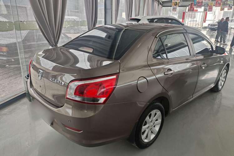 Used Baojun 630 2012 1.5L DVVT manual comfort version Exterior 3