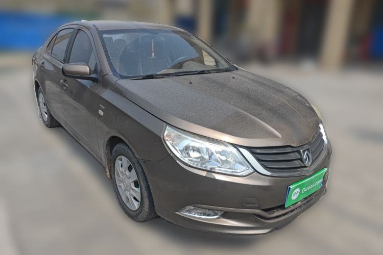 Used Baojun 630 2012 1.5L DVVT manual comfort version Front Right 45 Deg