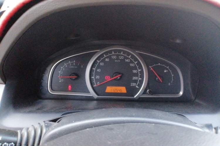 Used Baojun 630 2012 1.5L DVVT manual comfort version Instrument Cluster