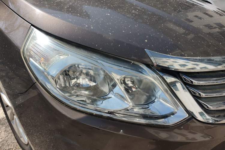 Used Baojun 630 2012 1.8L manual Comfort trim level Right Front Headlight