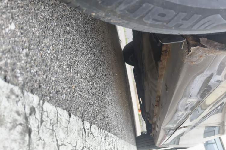 Used Baojun 630 2012 1.8L manual Comfort trim level Chassis Rear Right