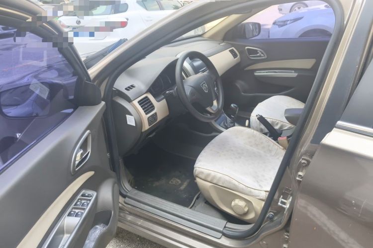 Used Baojun 630 2012 1.8L manual Comfort trim level Driver Seat