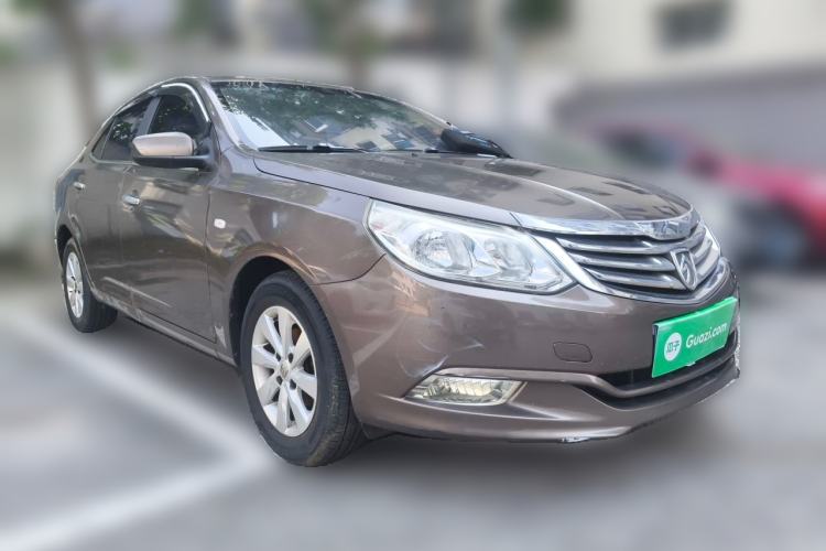 Used Baojun 630 2012 1.8L manual Comfort trim level Front Right 45 Deg