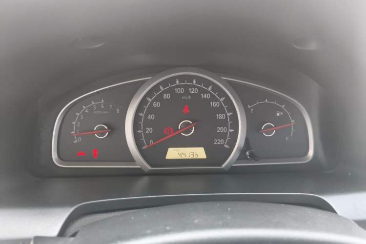 Used Baojun 630 2012 1.8L manual Comfort trim level Instrument Cluster