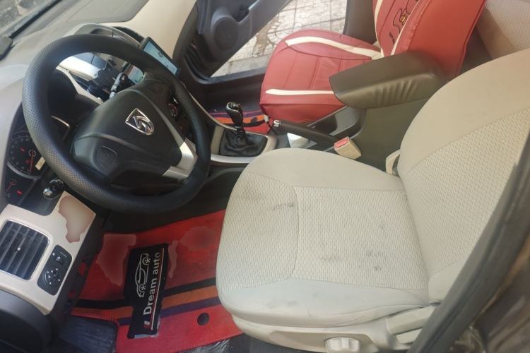 Used Baojun 630 2012 1.8L manual Comfort trim level Left Front Seat