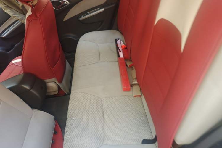 Used Baojun 630 2012 1.8L manual Comfort trim level Left Rear Seat