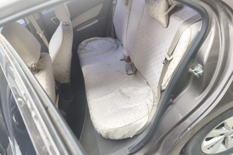 Used Baojun 630 2012 1.8L manual Comfort trim level Left Rear Seat