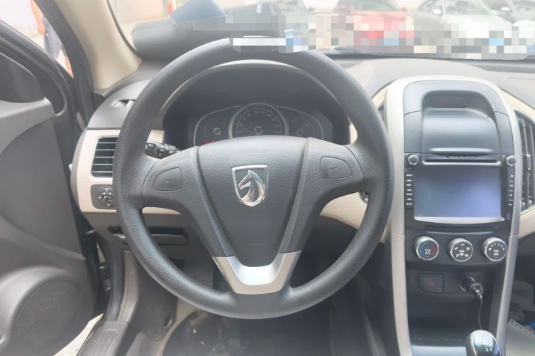 Used Baojun 630 2012 1.8L manual Comfort trim level Steering Wheel