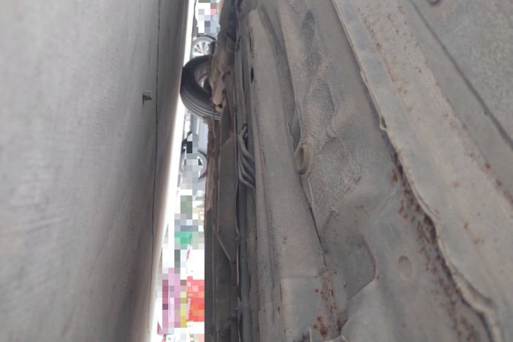 Used Baojun 630 2012 1.5L DVVT manual comfort version Chassis Front Right